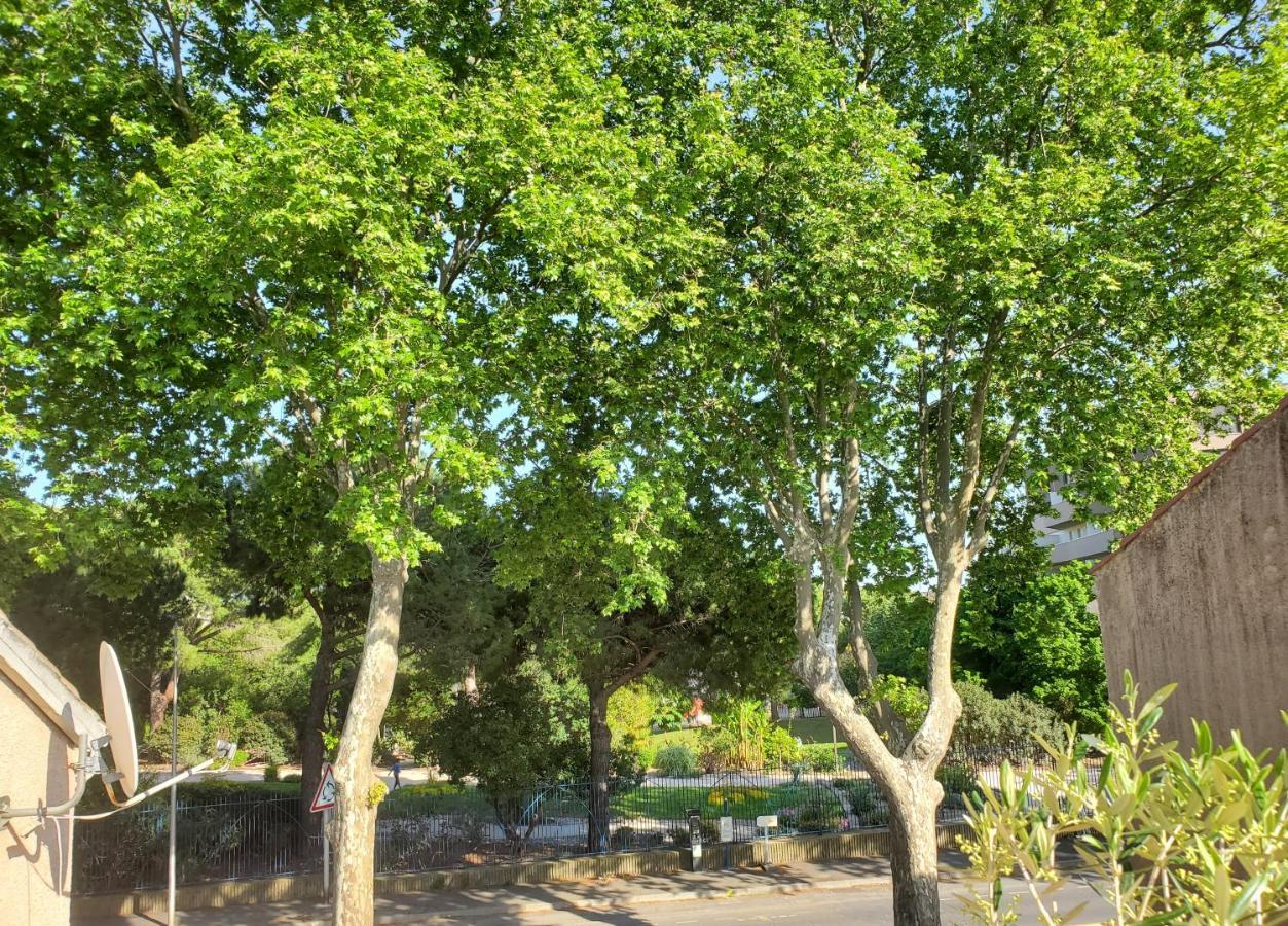 Le Grenier, Climatisation Terrasse Wi-Fi Netflix 15 Mn Coeur De Ville Béziers Exteriér fotografie